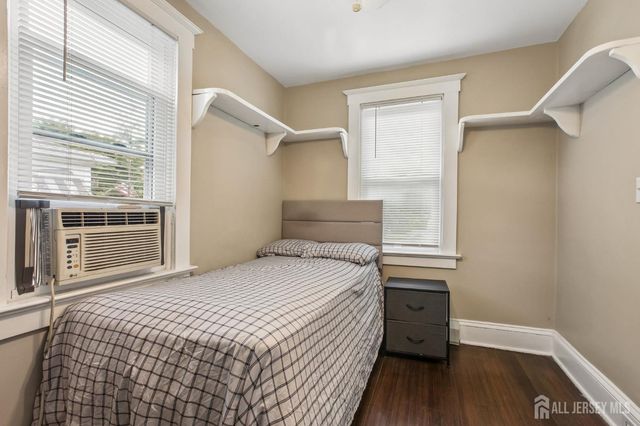 179 Decker Place, Woodbridge Proper, NJ 07095