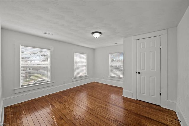 325 S Main ST, Suffolk, VA 23434