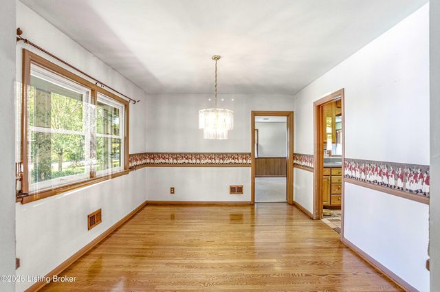 4302 Mount Vernon Rd, Louisville, KY 40220