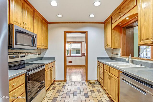 4302 Mount Vernon Rd, Louisville, KY 40220