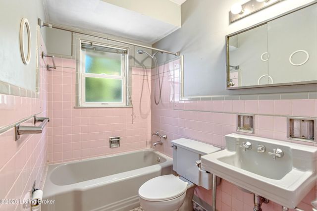 4302 Mount Vernon Rd, Louisville, KY 40220