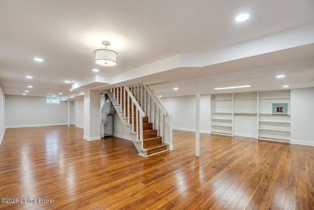 4302 Mount Vernon Rd, Louisville, KY 40220