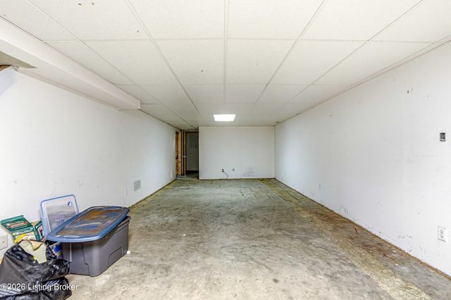 4302 Mount Vernon Rd, Louisville, KY 40220