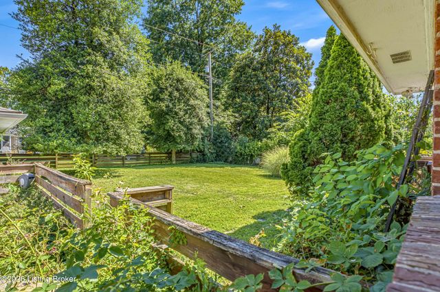 4302 Mount Vernon Rd, Louisville, KY 40220