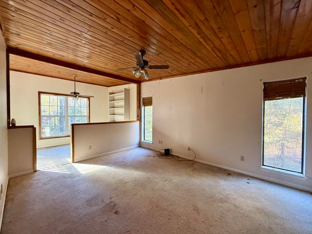 214 Plum Creek, Longview, TX 75605