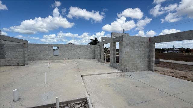 2310 NW 35TH PLACE, Cape Coral, FL 33993