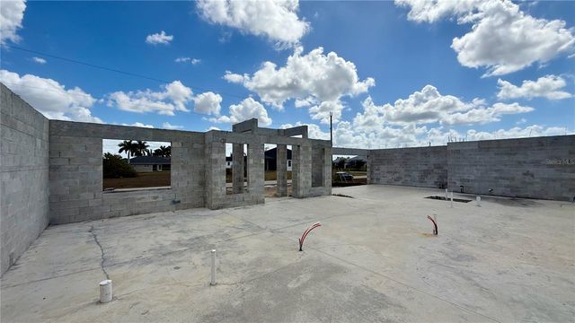 2310 NW 35TH PLACE, Cape Coral, FL 33993