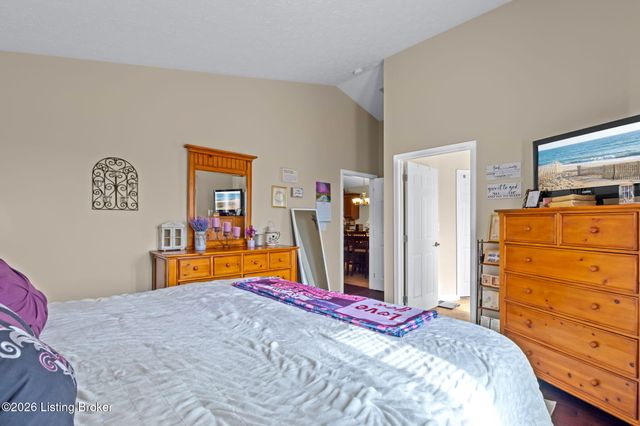 9402 Clubview Dr 203, Louisville, KY 40291