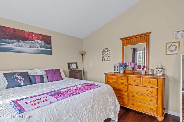 9402 Clubview Dr 203, Louisville, KY 40291