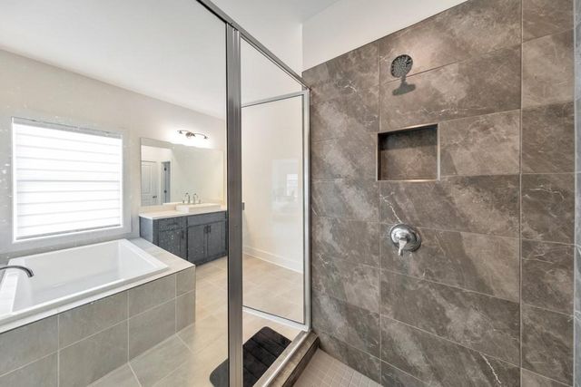 950 Keystone Drive, Woodstock, GA 30188