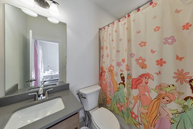 950 Keystone Drive, Woodstock, GA 30188