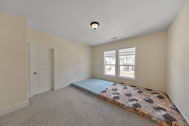 950 Keystone Drive, Woodstock, GA 30188