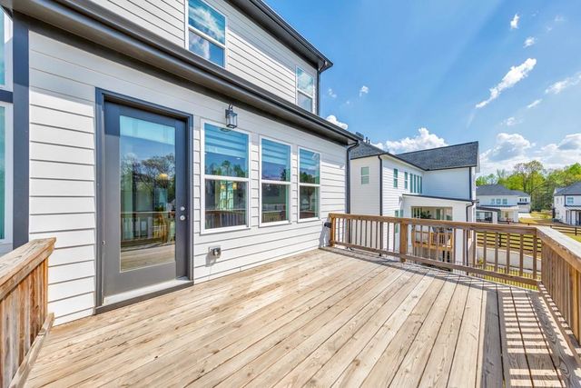 950 Keystone Drive, Woodstock, GA 30188