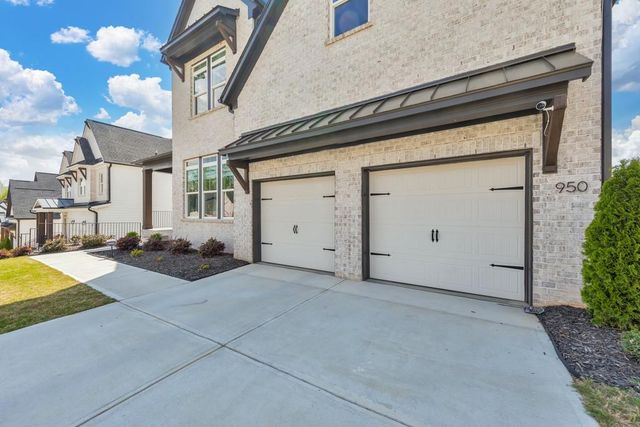 950 Keystone Drive, Woodstock, GA 30188