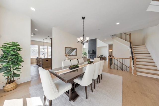 950 Keystone Drive, Woodstock, GA 30188