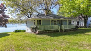 60779 W Oak Drive, Keeler Twp, MI 49045