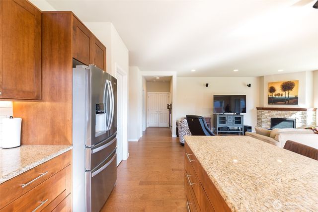 271 Blue Glacier Loop, Sequim, WA 98382