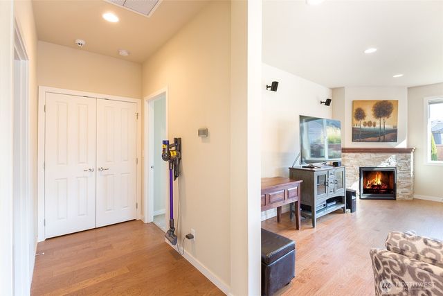 271 Blue Glacier Loop, Sequim, WA 98382