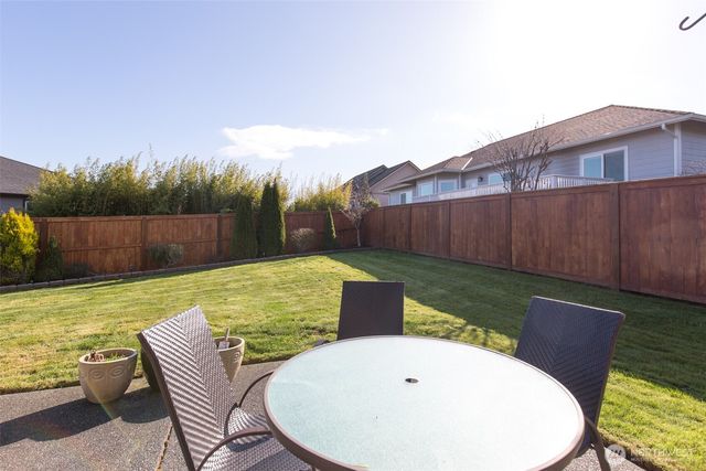 271 Blue Glacier Loop, Sequim, WA 98382