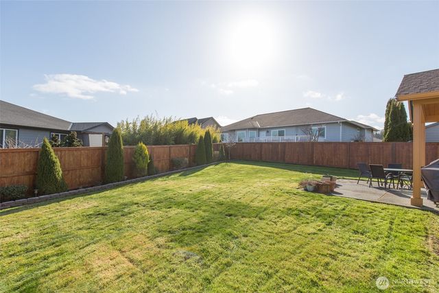 271 Blue Glacier Loop, Sequim, WA 98382