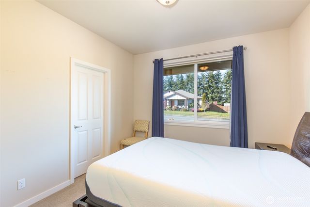 271 Blue Glacier Loop, Sequim, WA 98382