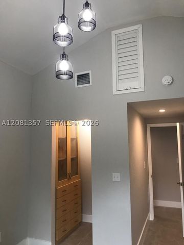 821 SW 29th Ct, Miami, FL 33135