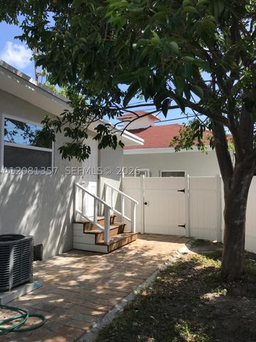 821 SW 29th Ct, Miami, FL 33135