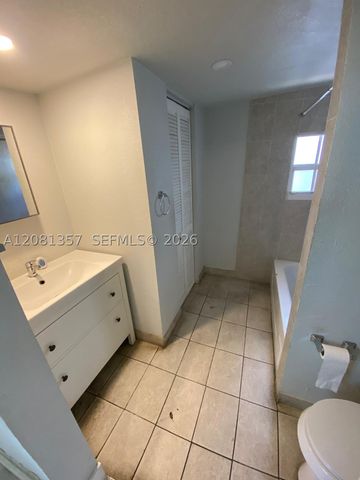 821 SW 29th Ct, Miami, FL 33135