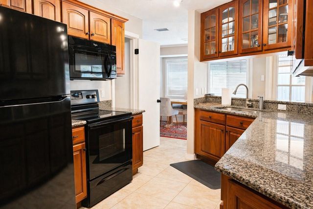 249 WATERFORD COURT, Altamonte Springs, FL 32714