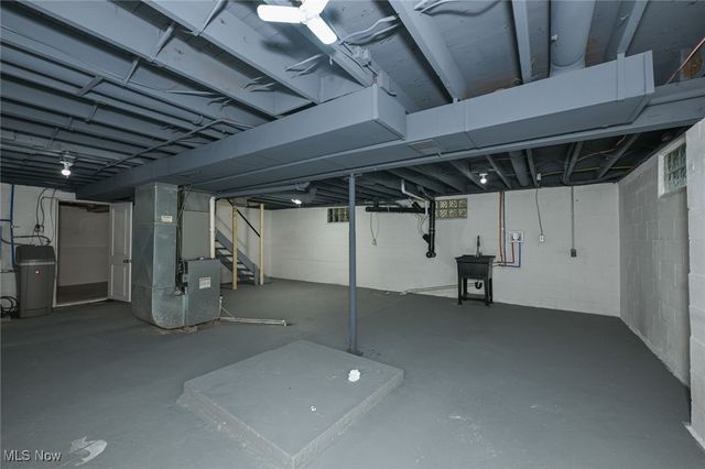 213 Klinger Street, Coventry, OH 44319