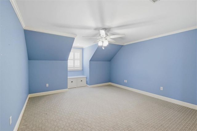 3206 Henderson Bayou Road, Lake Charles, LA 70605