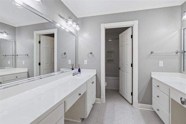 3206 Henderson Bayou Road, Lake Charles, LA 70605