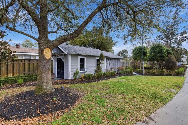 3206 Henderson Bayou Road, Lake Charles, LA 70605