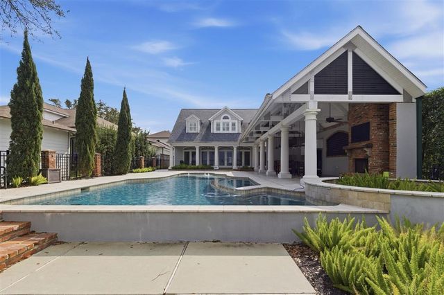 3206 Henderson Bayou Road, Lake Charles, LA 70605