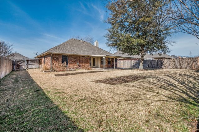 526 Meandering Way, Midlothian, TX 76065