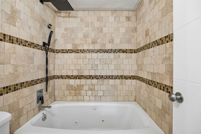 6503 Ridgecrest Road 109I, Dallas, TX 75231