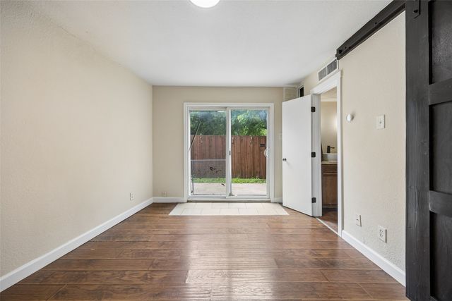 6503 Ridgecrest Road 109I, Dallas, TX 75231