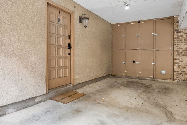 6503 Ridgecrest Road 109I, Dallas, TX 75231