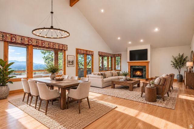 5910 S WHITEWATER CIR, Holladay, UT 84121