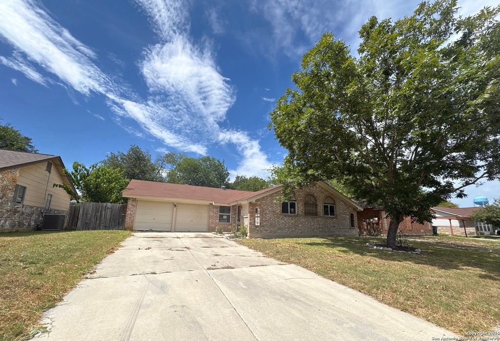 7501 Leafy Hollow, Live Oak, TX 78233