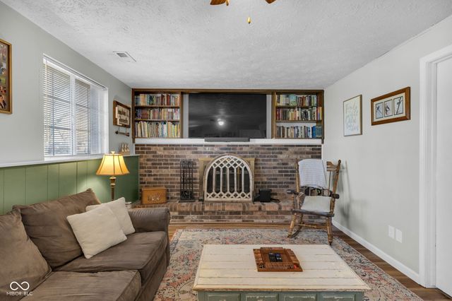 7615 Natchez Court, Indianapolis, IN 46217