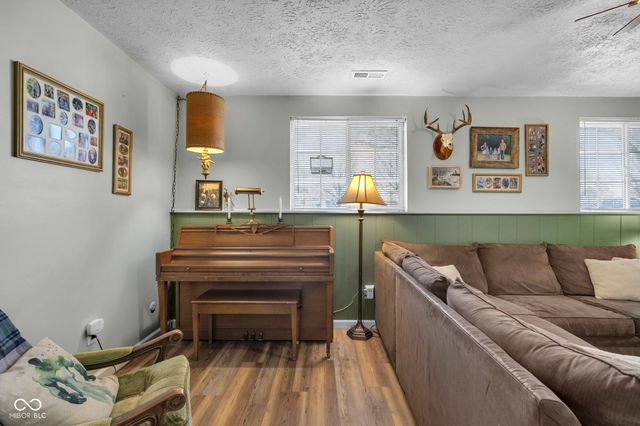 7615 Natchez Court, Indianapolis, IN 46217