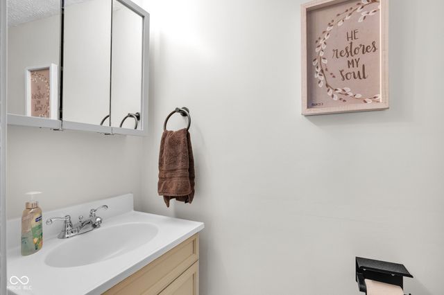 7615 Natchez Court, Indianapolis, IN 46217