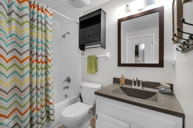 7615 Natchez Court, Indianapolis, IN 46217