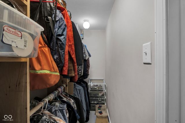 7615 Natchez Court, Indianapolis, IN 46217