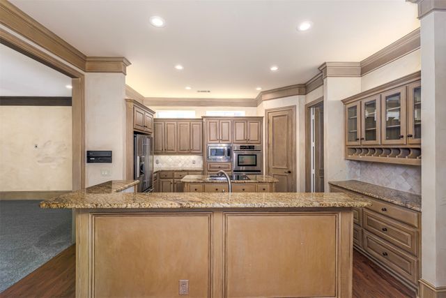 3200 Clymer Drive, Plano, TX 75025