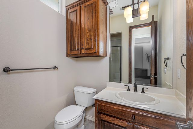 3200 Clymer Drive, Plano, TX 75025