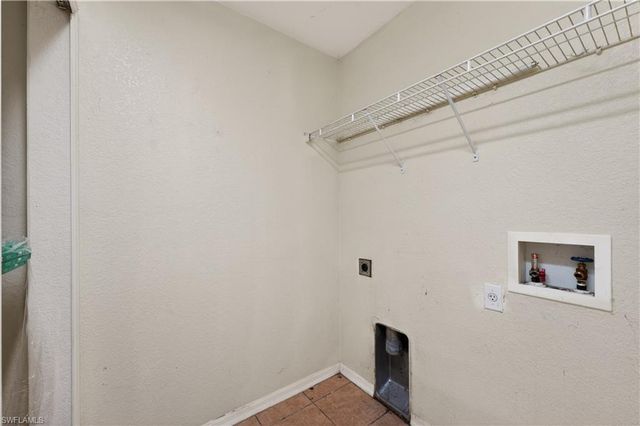 446 Windermere DR, Lehigh Acres, FL 33972