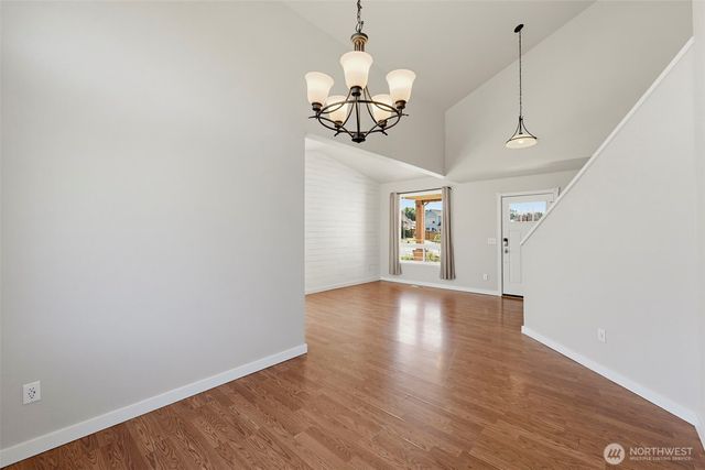 402 Orting Avenue NW, Orting, WA 98360