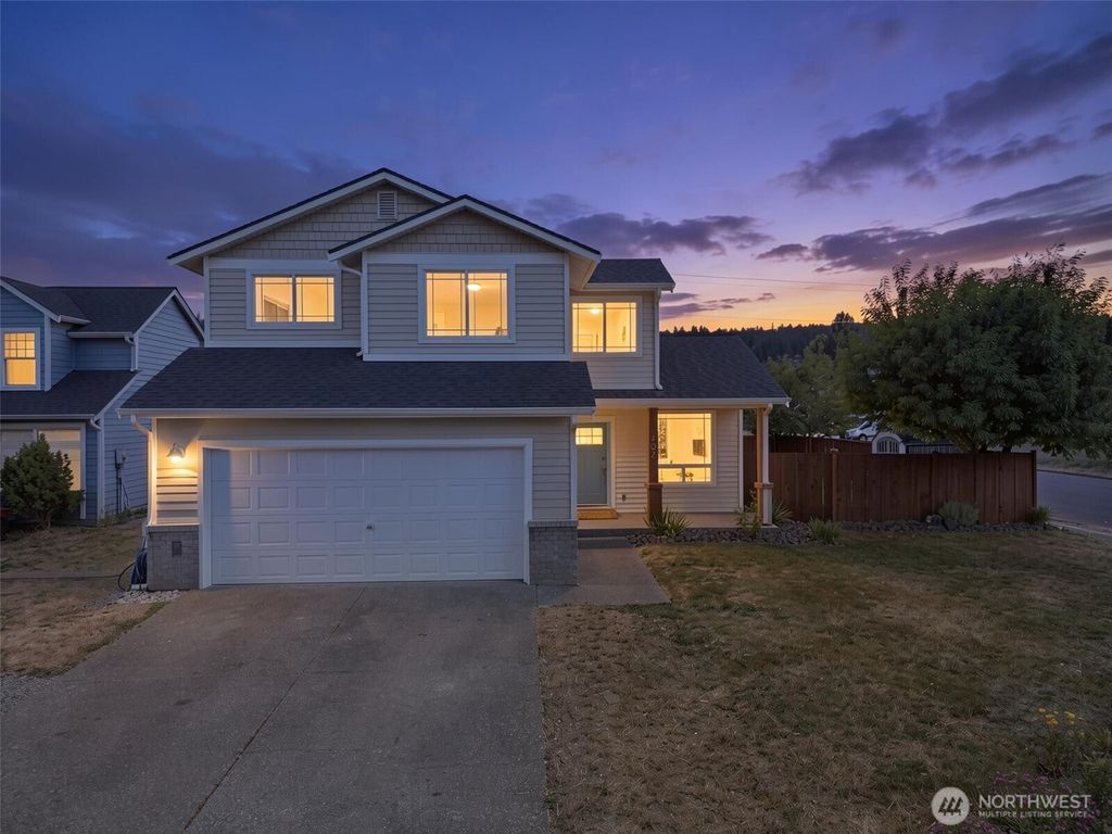 402 Orting Avenue NW, Orting, WA 98360